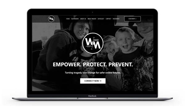 Web Design and IT Services 4 Walkers Mission Macbookpro website